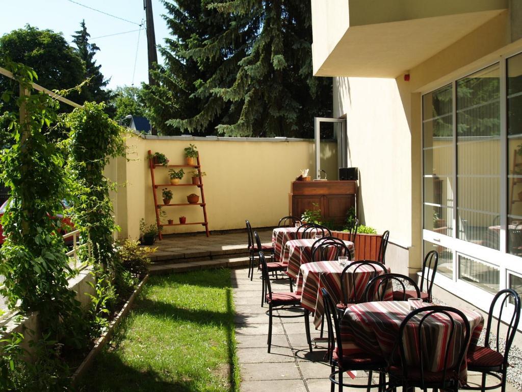 Hotel Vesiroos Pärnu Exterior foto